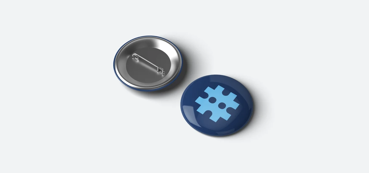Sudo pin badge mockup in sky blue and indigo